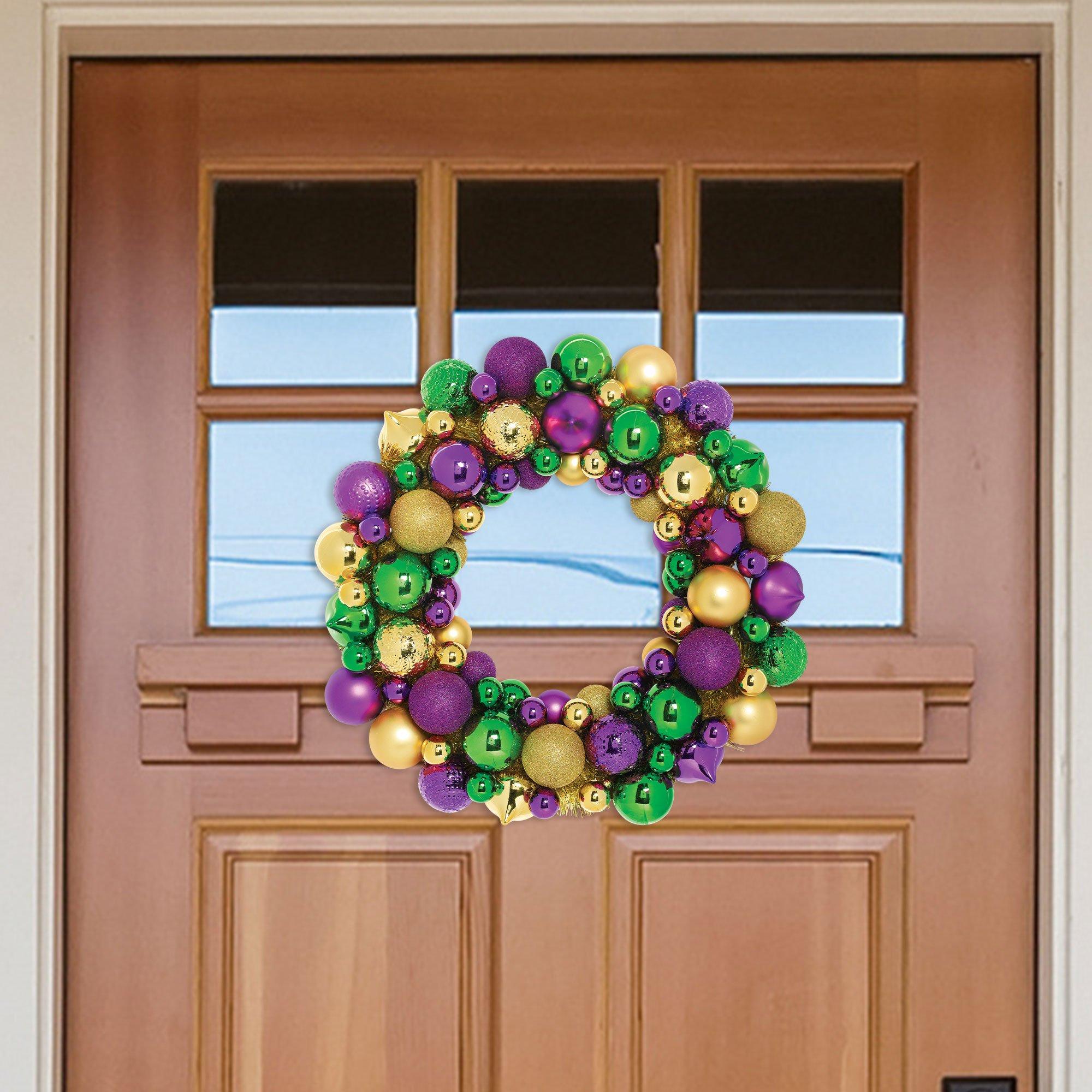 Party Ideas by Mardi Gras Outlet: Valentine's Day Wreath Ideas