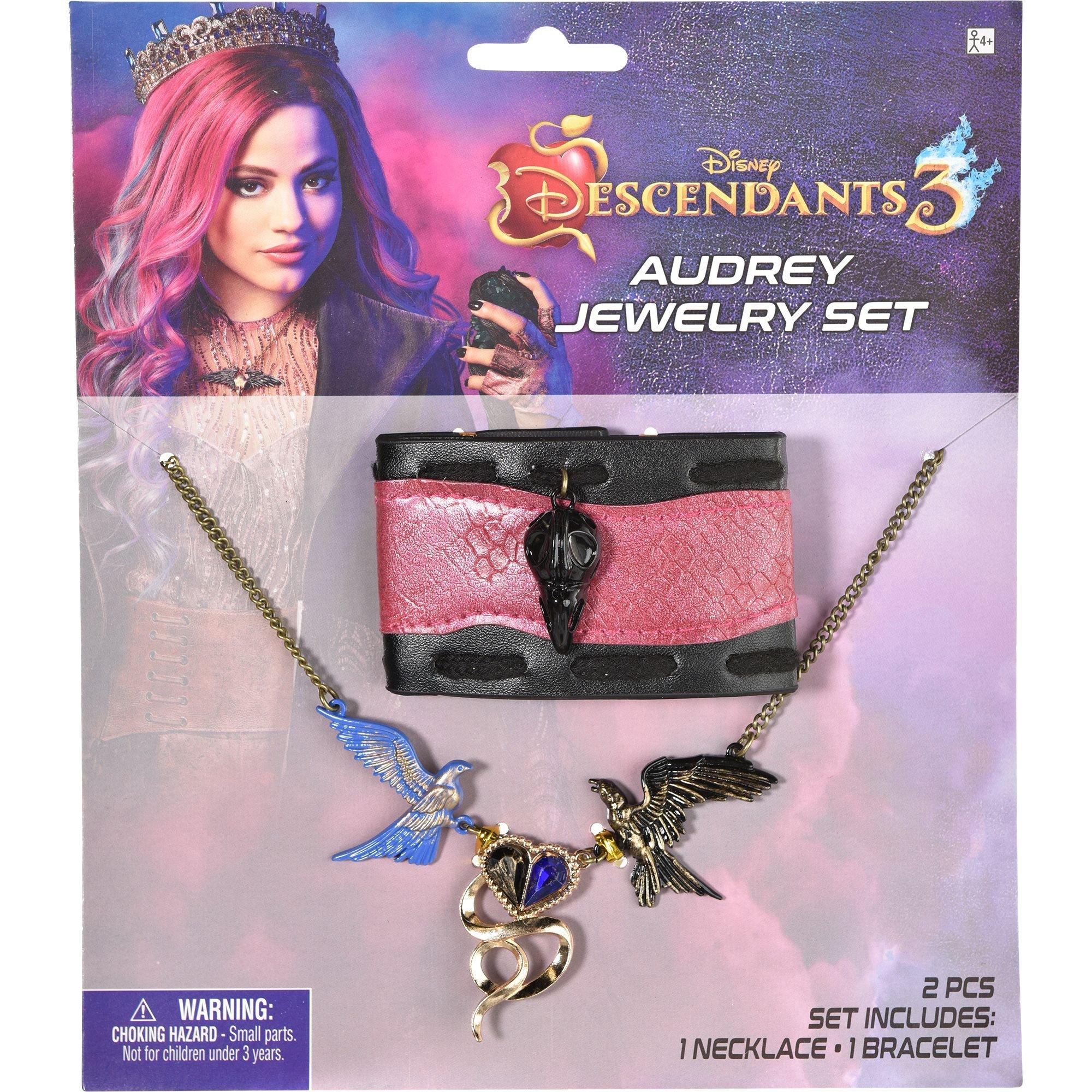 Pendants descendants deals