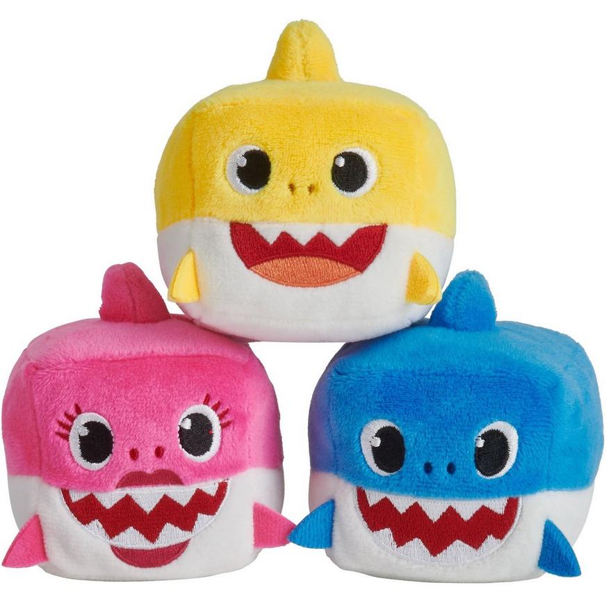 Singing Baby Shark Cube Plush 3in x 3 1/2in