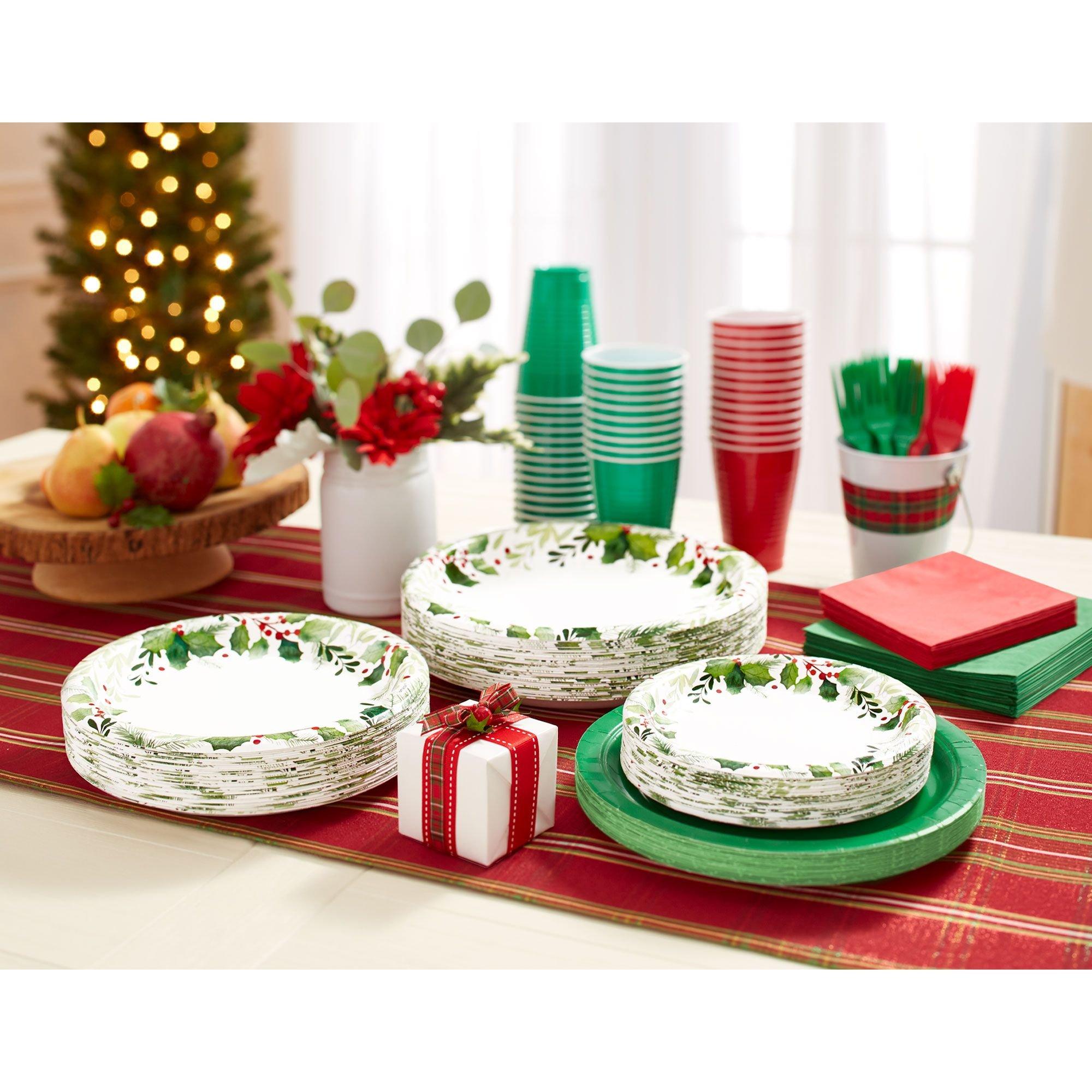 Traditional Holly Dessert Plates 40ct | Party City