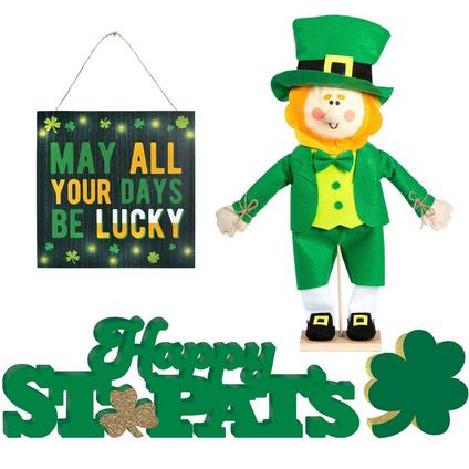 Green Shamrocks St. Patrick's Day Home Decorating Kit