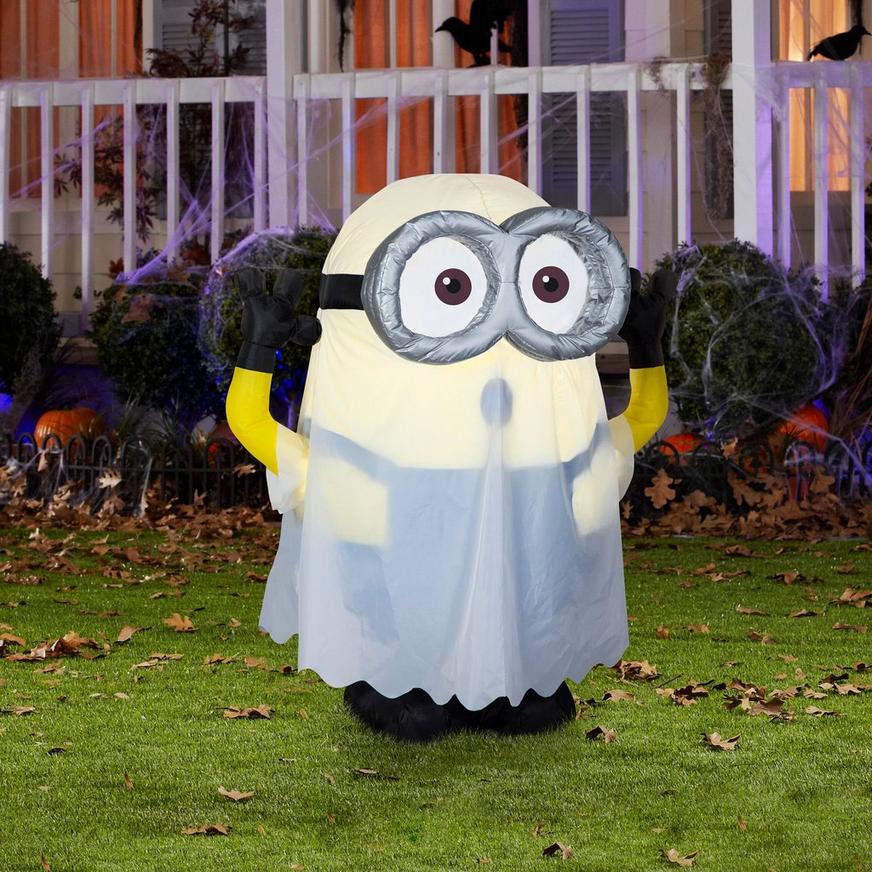 lawn stake Halloween Minion ghost yard art 