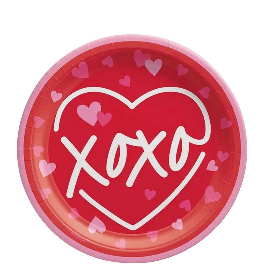 Cross My Heart Valentine's Day Tableware Kit for 16 Guests