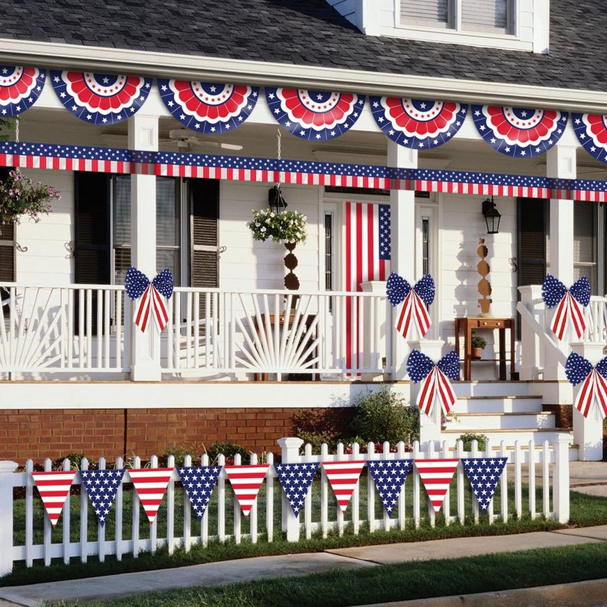 Patriotic Stars & Stripes Outdoor Decorating Kit