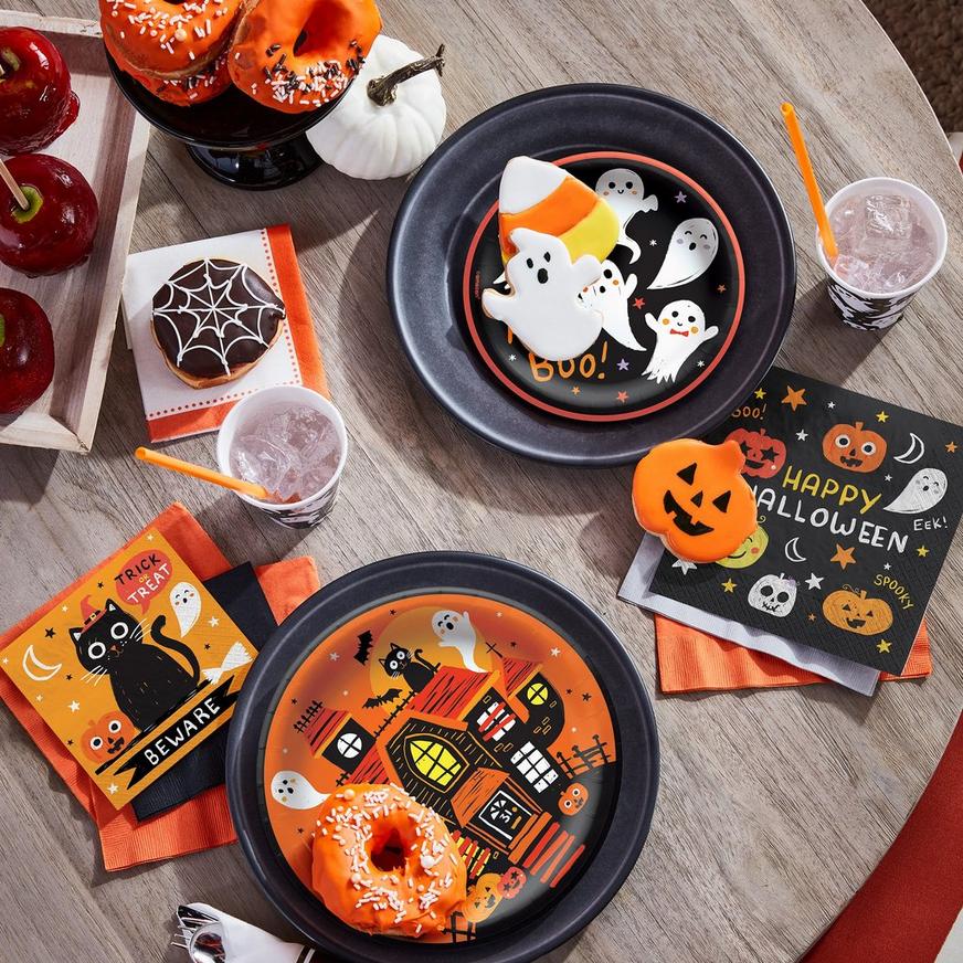 Spooky Friends Halloween Paper Lunch Plates, 8.5in, 50ct