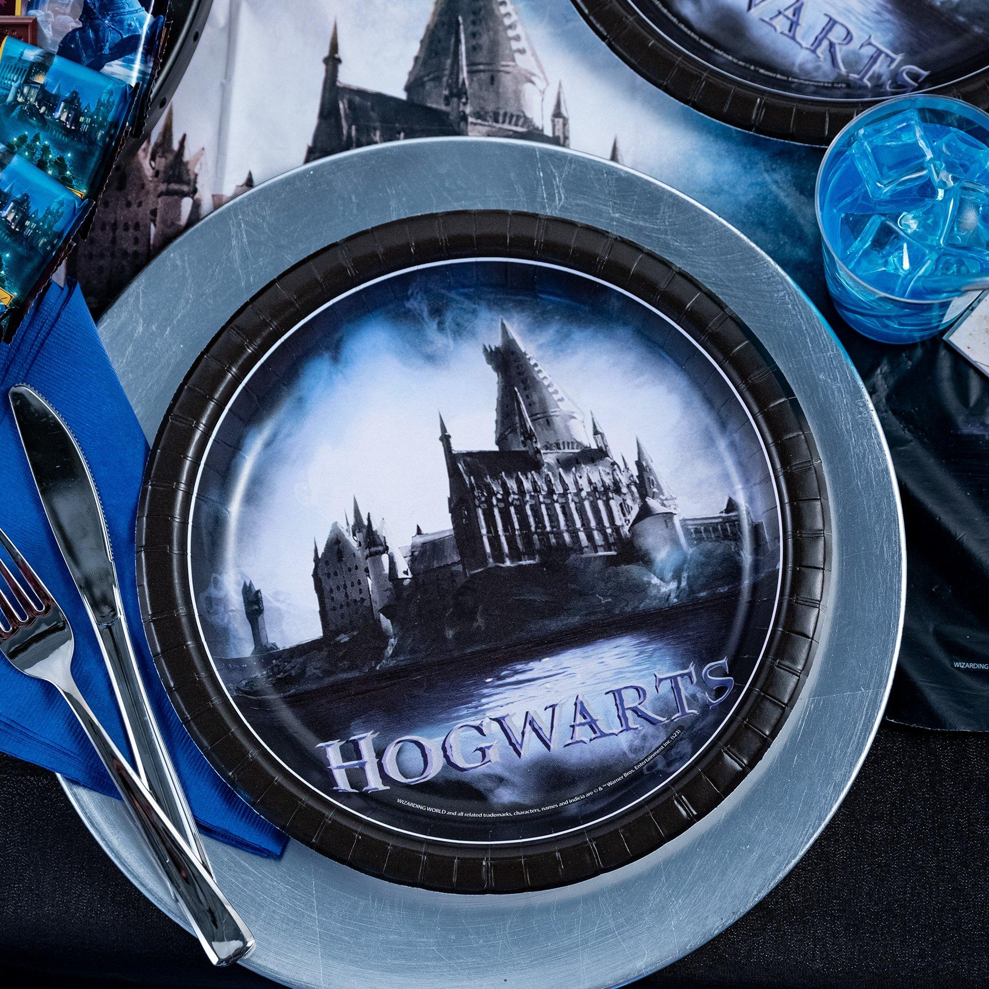 9 Harry Potter Hogwarts United Square Plates - 8ct. - Party Adventure