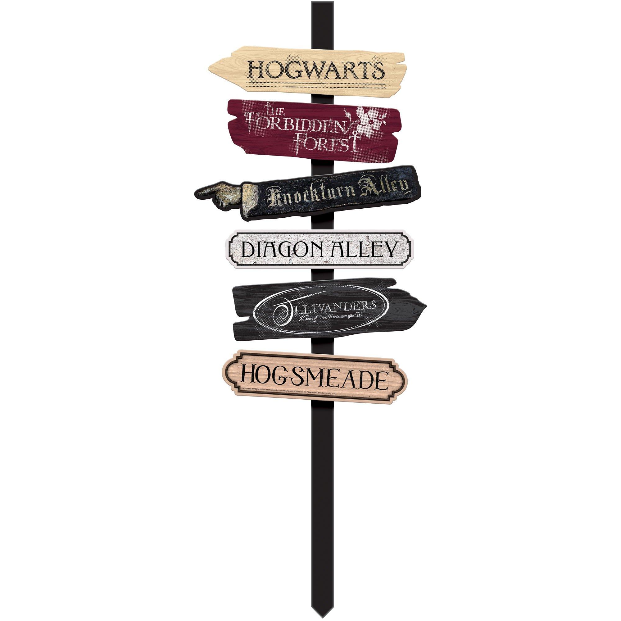 Harry Potter Fiberboard Directional Yard Stake, 47.1in
