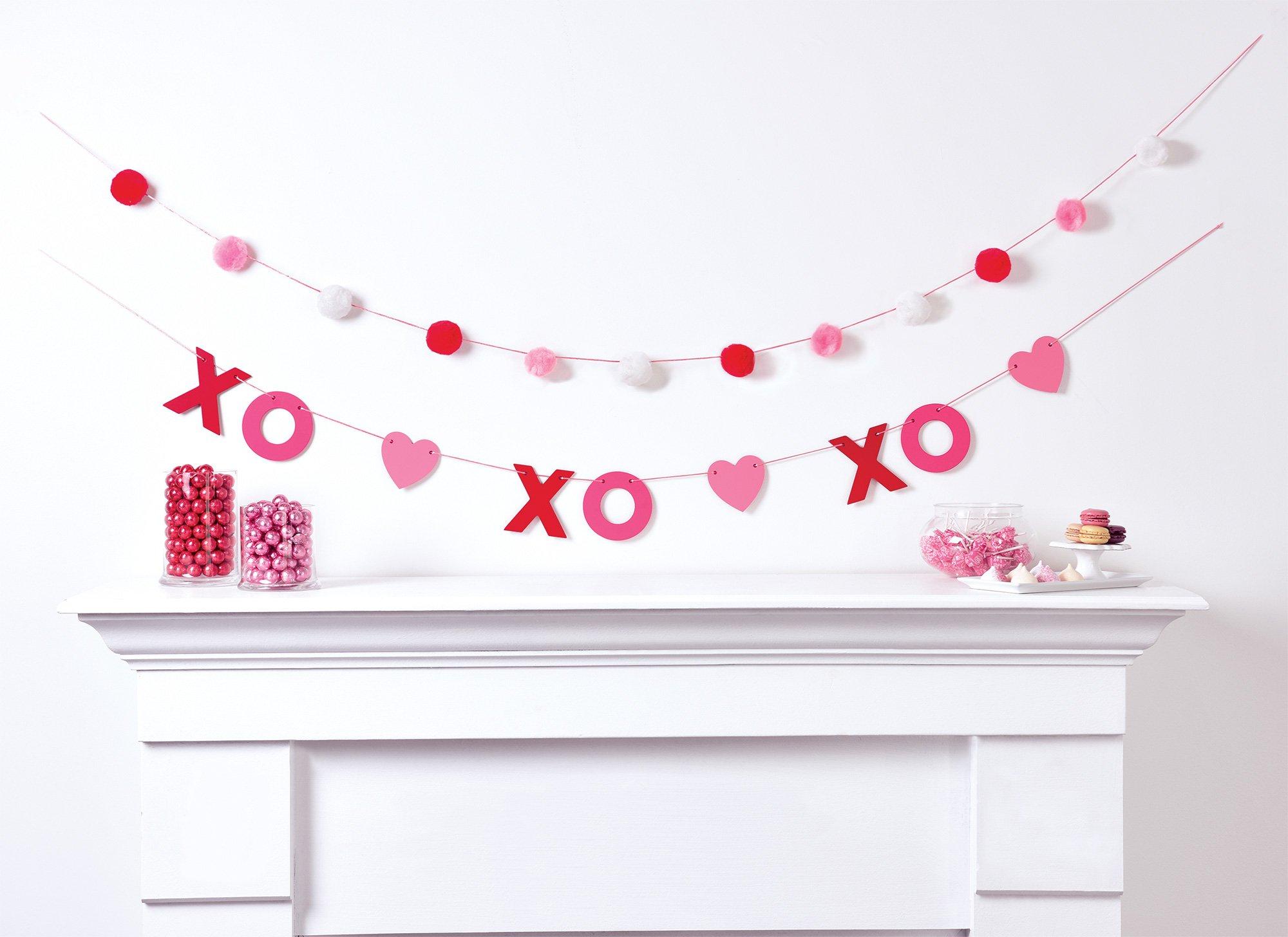 XOXO Valentine's Day MDF & Plastic Banner Set, 2pc, 6ft