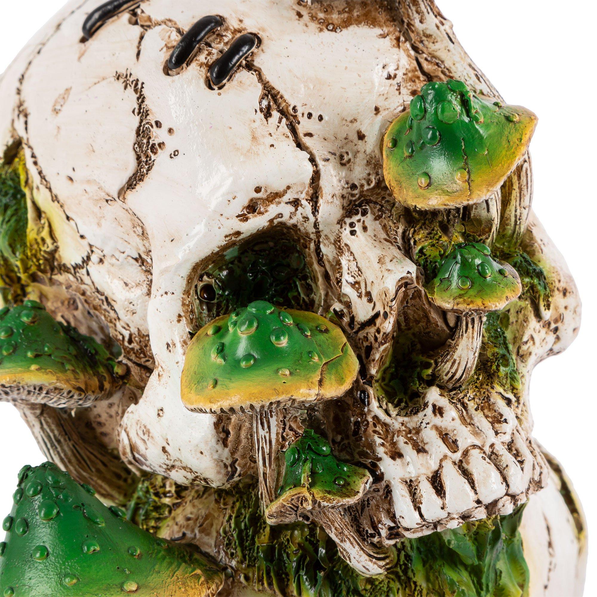 Mossy Skull & Mushroom Stone Resin Decoration, 5.9in x 8.9in