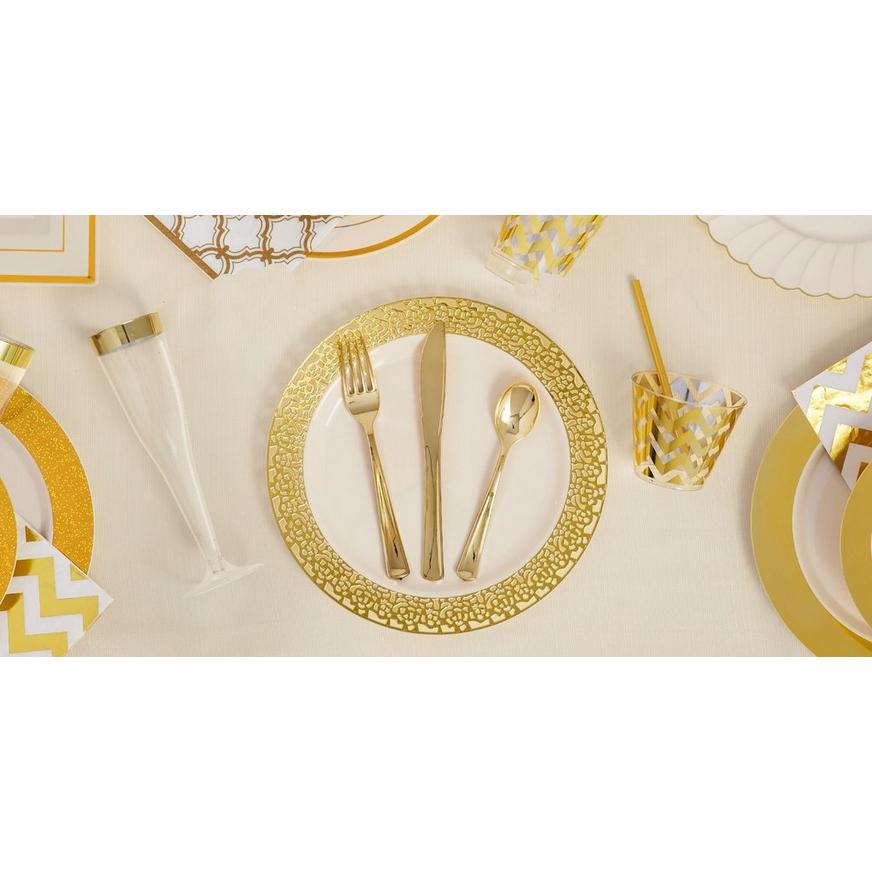 Cream Prismatic Gold Border Premium Plastic Lunch Plates 20ct