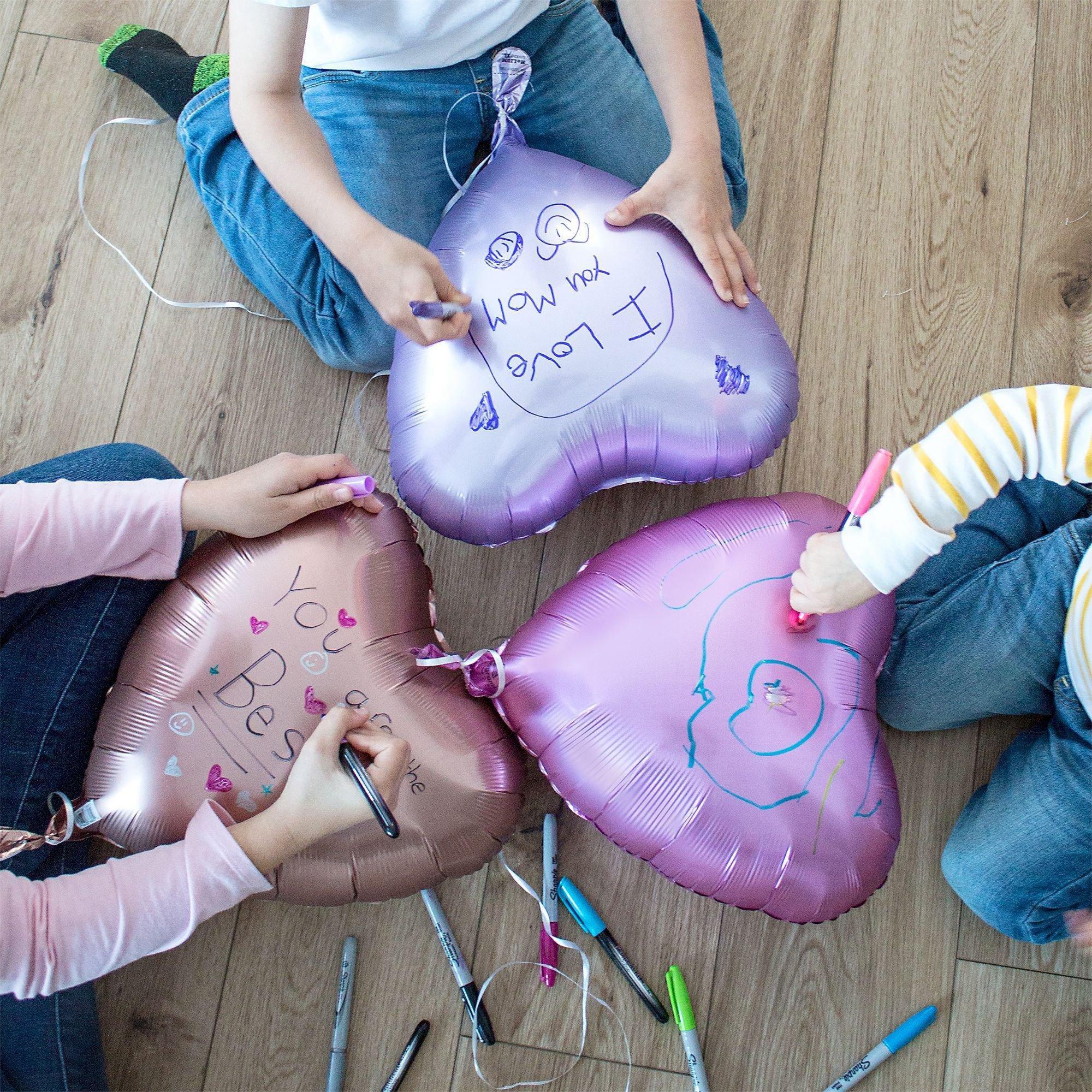 17in Gold Satin Heart Balloon