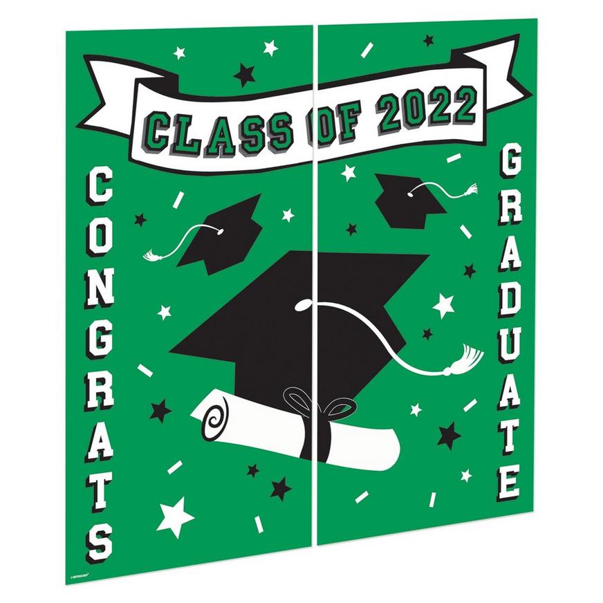 Green Class of 2022 Graduation Plastic Scene Setter, 65in x 65in