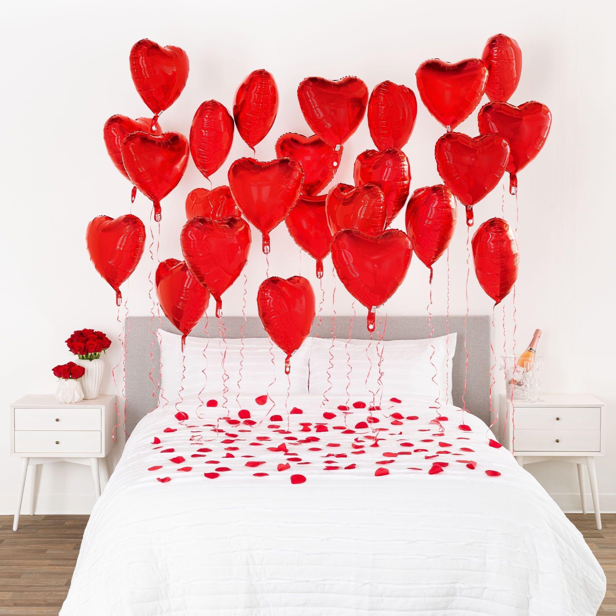 DIY Red Hearts & Rose Petals Room Decorating Kit, 25pc | Party City