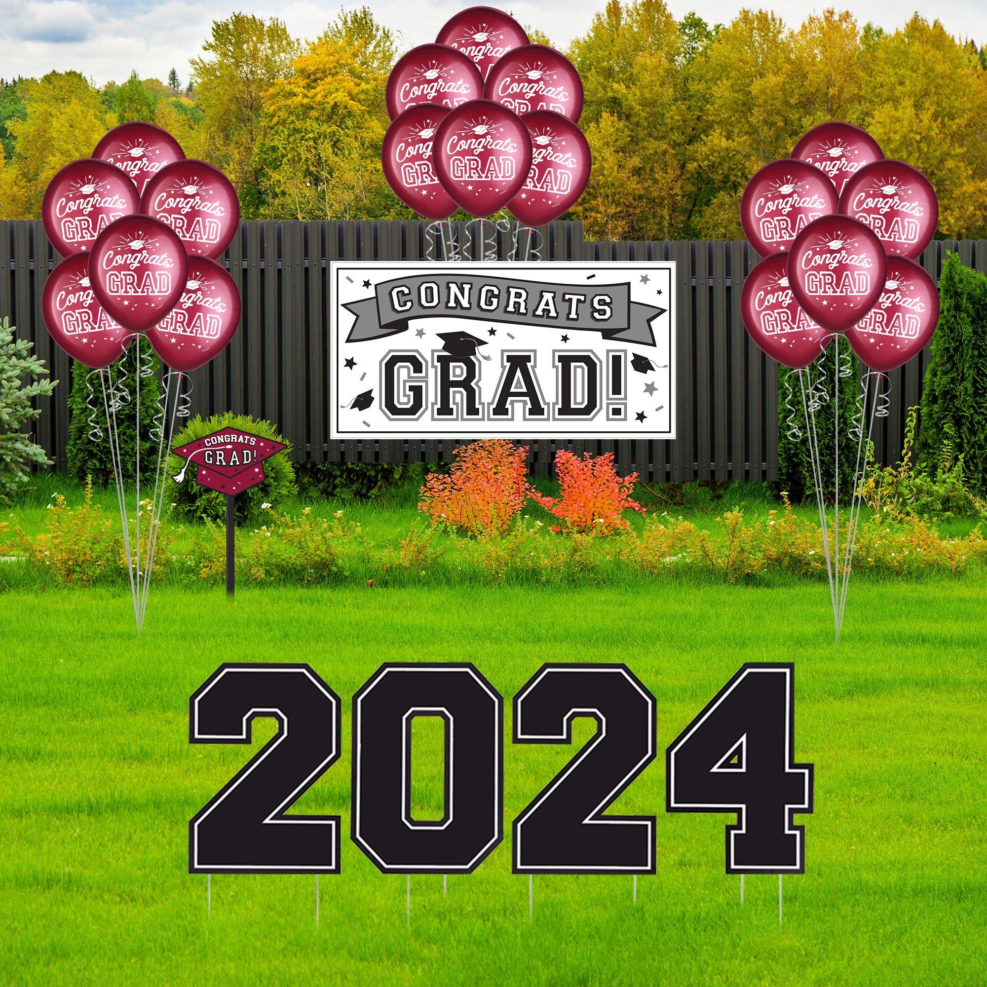 Graduation Party Outdoor Decorations Kit with Banners, Balloons, Yard