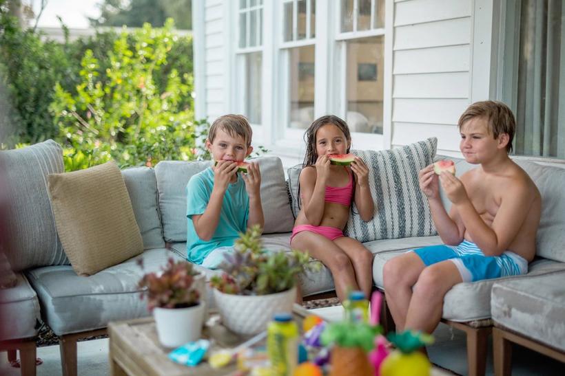 5 Easy Ways to Celebrate Summer with Your Kids
