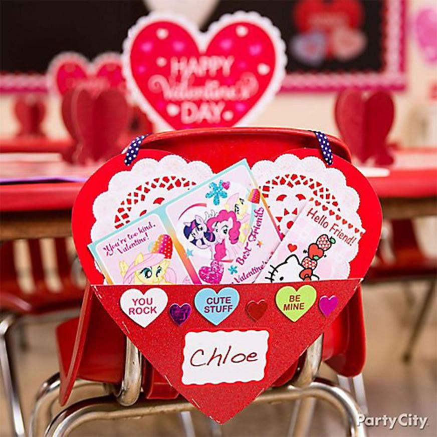Valentine's Classroom Party DIY Mailbox