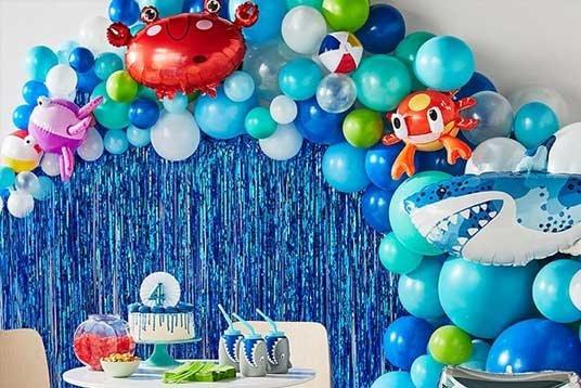 pool party balloon decorations