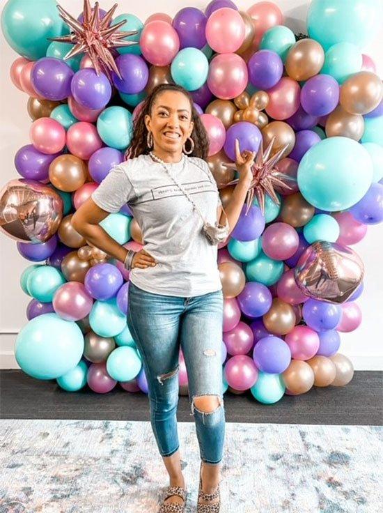 Birthday Balloons: Which to Get and How to Decorate | Party City, image size:872x1167