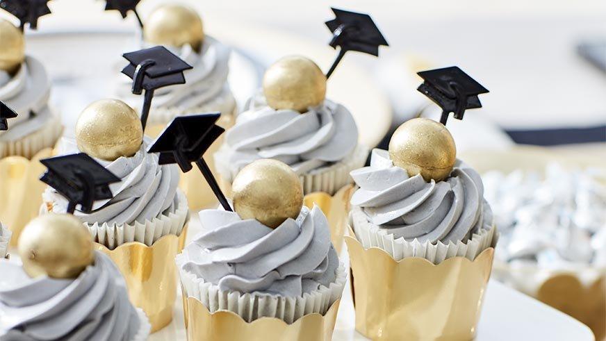 Graduation Theme Desserts and Treats