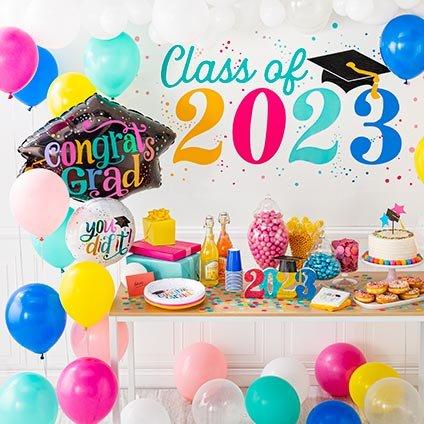 Class of 2024 Graduation Decorations | Party City