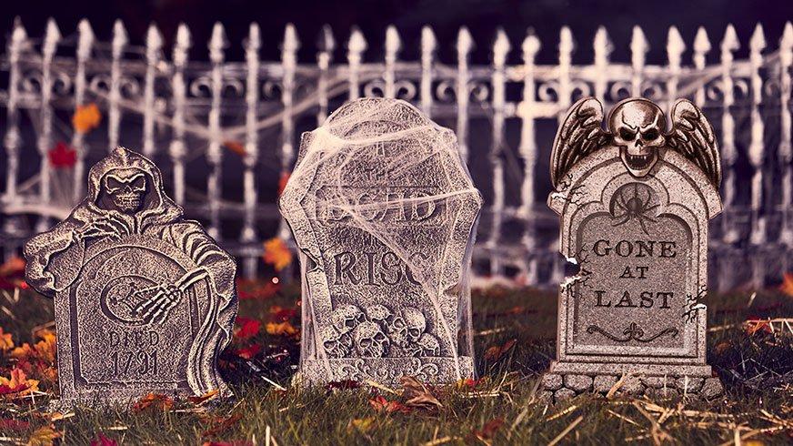 DIY Halloween Decorations Tombstones
