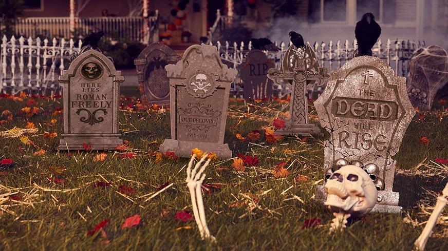 DIY Outdoor Halloween Decoration Graveyard Scene