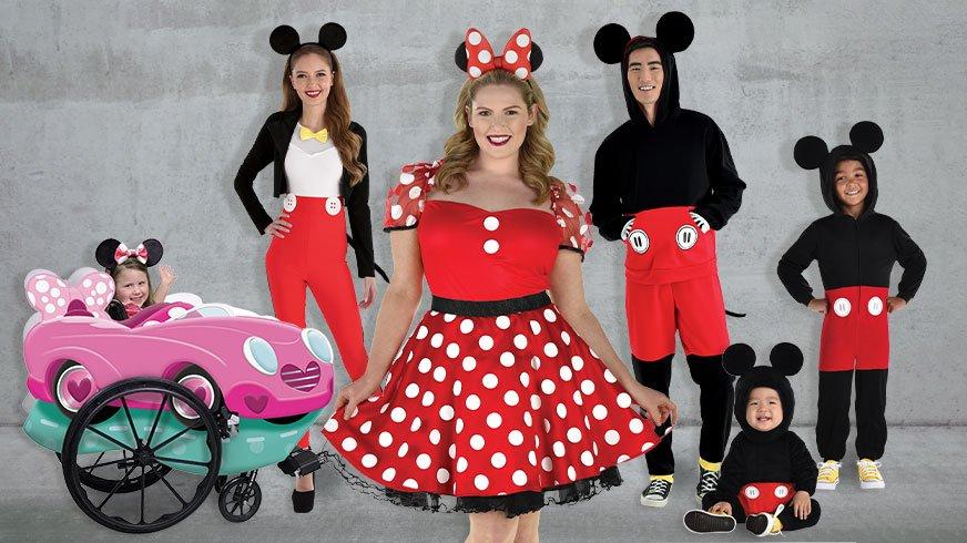 Family dressed as Mickey and Minnie Mouse