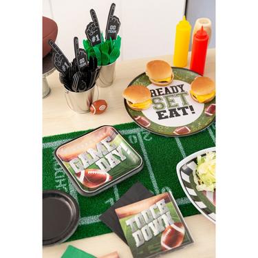 Go Fight Win Football Lunch Plates 18ct