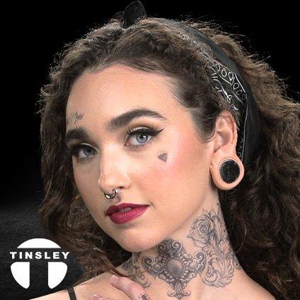 Pretty in Ink Makeup Tutorial by Tinsley