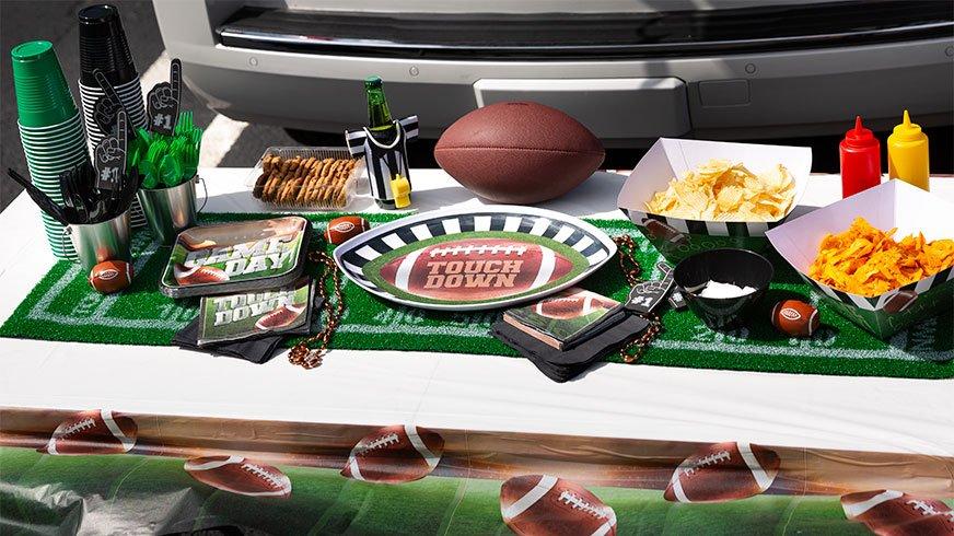 Table setting decorations for tailgating