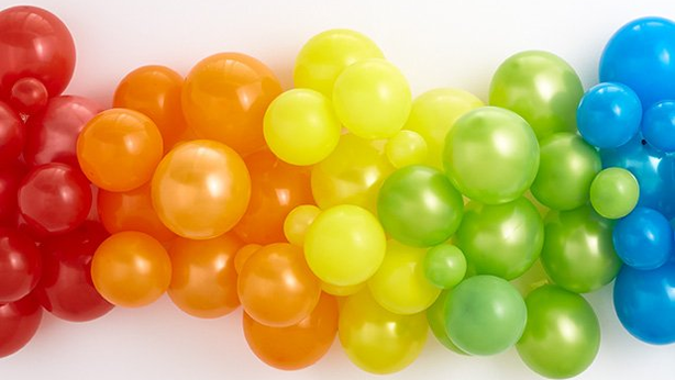 How to Make DIY Balloon Garlands