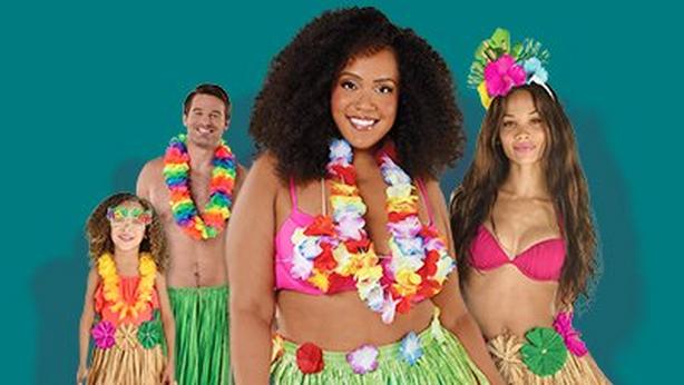 50 Pieces Hula Skirts with Flower Costume Set 10 Hawaiian Grass Skirt for  Girls 10 Hawaiian Leis 10 Luau Necklace 20 Tropical Bracelet Hawaiian Party