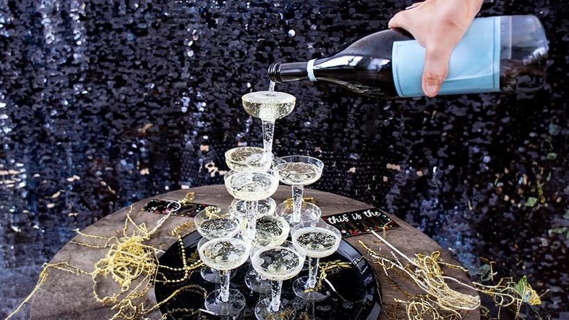 Easy and Awesome Champagne Tower
