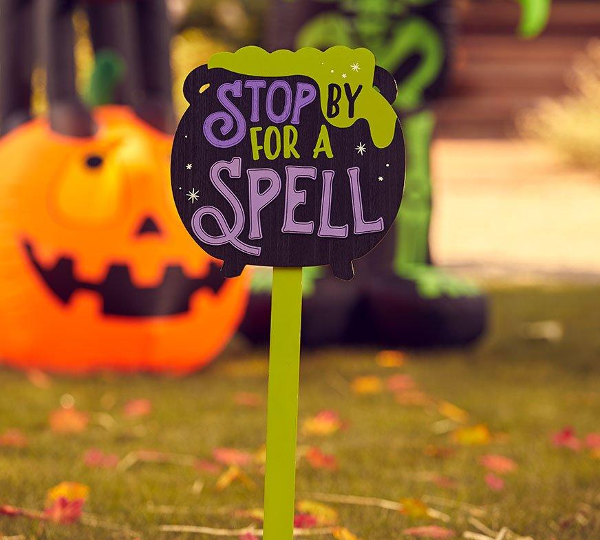 Outdoor Halloween DecorationLawn Signs Ideas
