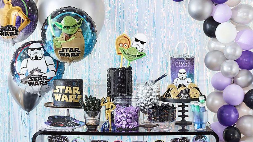 Star Wars Birthday Party Supplies & Ideas | Party City