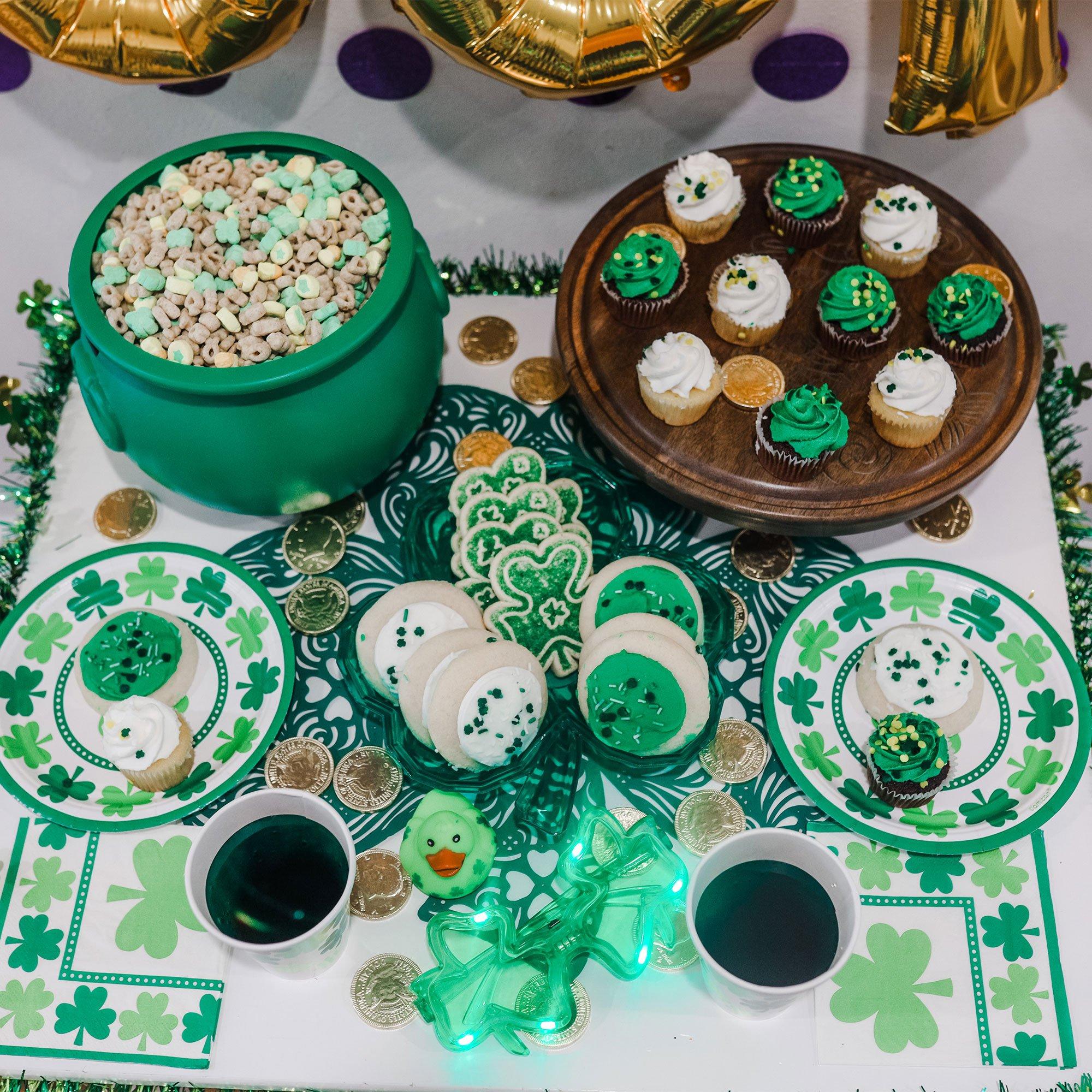 Light-Up Shamrock Glasses