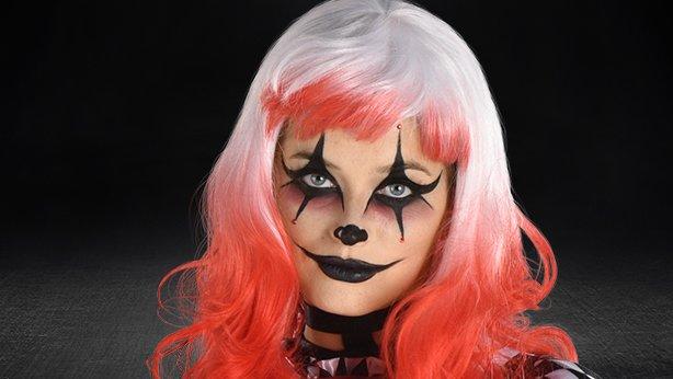Video: Twisted Circus Female Makeup Tutorial