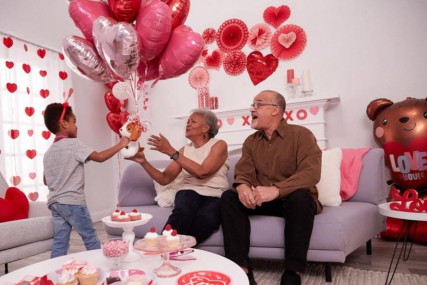 Celebrate Valentine’s Day With Balloons