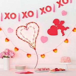 Valentine\'s Party Decorations & Supplies - Shop & Get Ideas ...