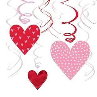 Valentine's Day Décor & Heart Decorations