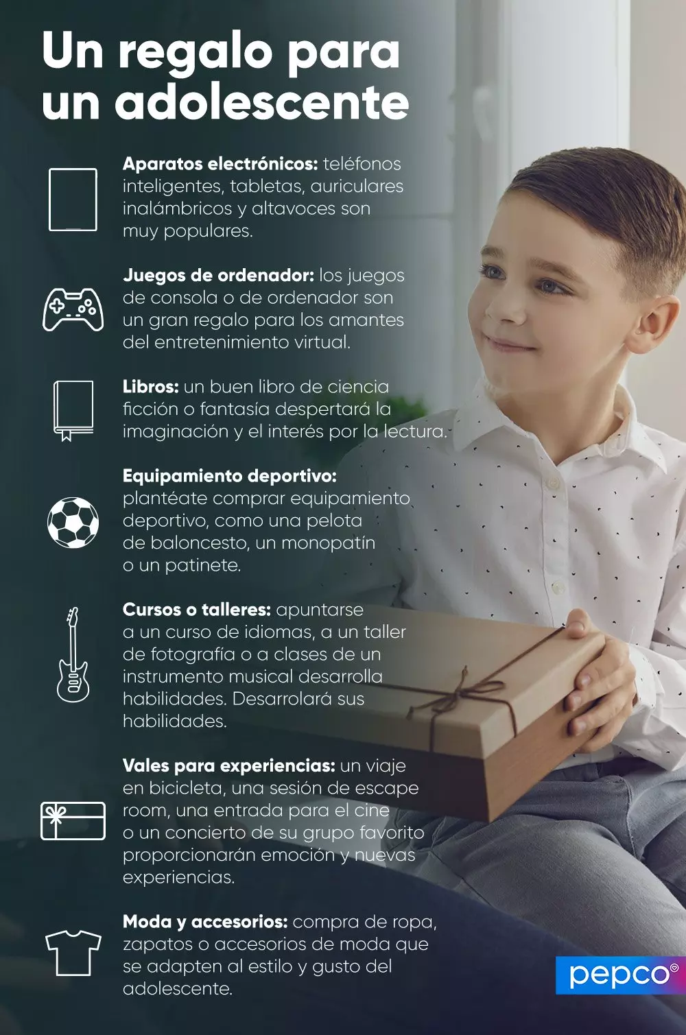 Niño sonriente sosteniendo un regalo envuelto, junto a lista de ideas de regalos para adolescentes.