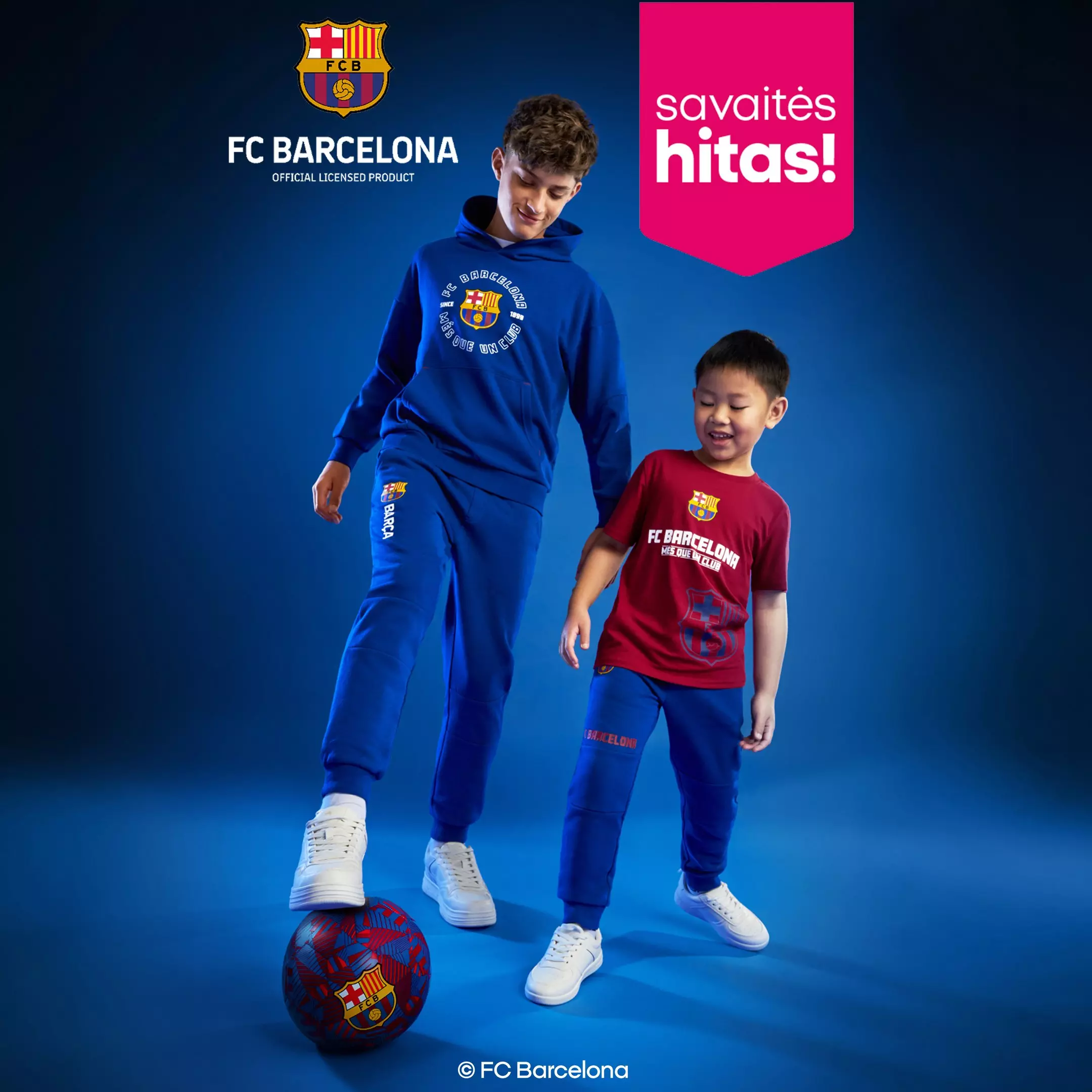 Pepco FC Barcelona oficialiai licencijuota sportinė apranga vaikams su futbolo kamuoliu.