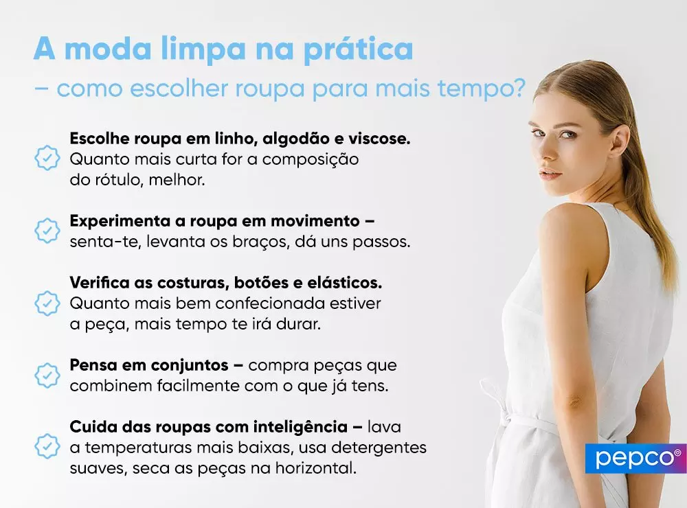Mulher com roupa branca ao lado de texto informativo sobre como escolher roupa durável da Pepco.
