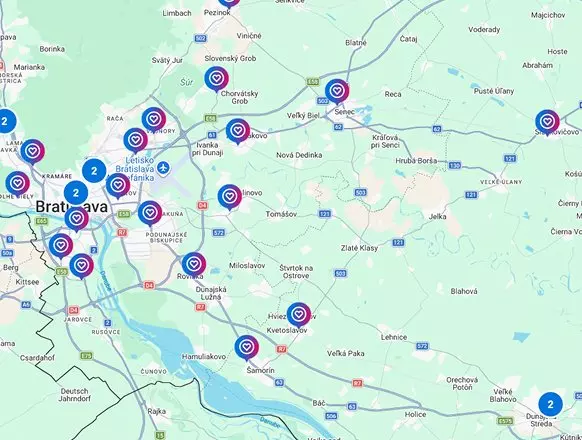 Mapa zobrazujúca umiestnenie predajní Pepco na Slovensku s modrými značkami.