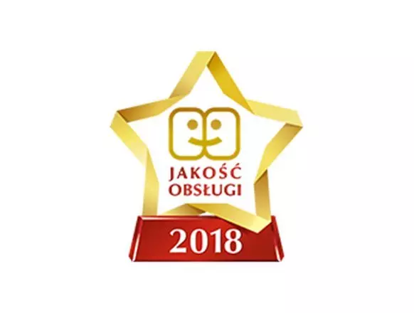 Złota nagroda w kształcie gwiazdy z napisem "JAKOŚĆ OBSŁUGI 2018" oferowana w Pepco.