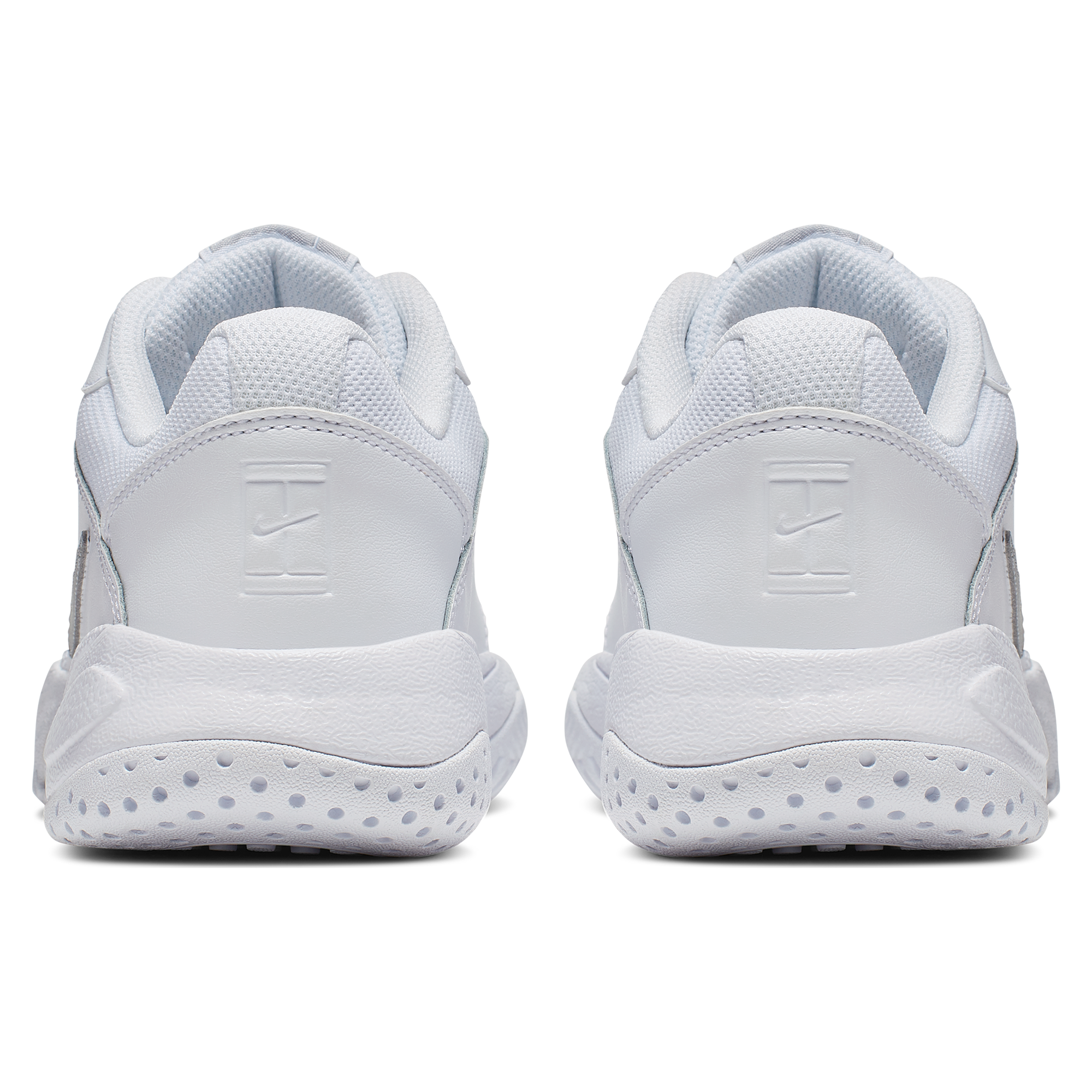 NikeCourt Lite 2 Women's Hard Court Tennis Shoe - White/Silver