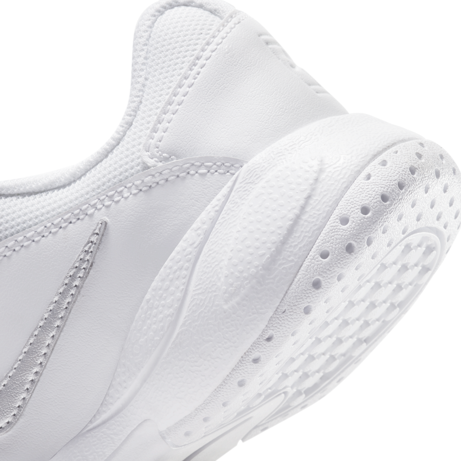 NikeCourt Jr. Lite 2 Big Kids&rsquo; Tennis Shoe