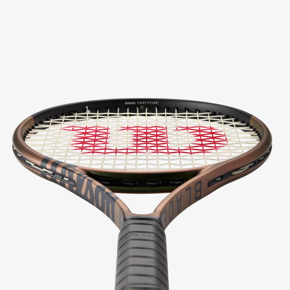 Blade 98 18X20 V8 Tennis Racquet