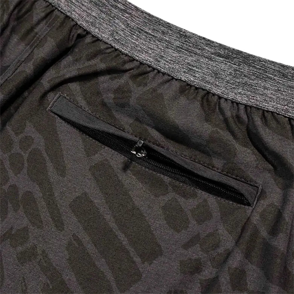 The Hidden Pines Men's 7" Golf Shorts
