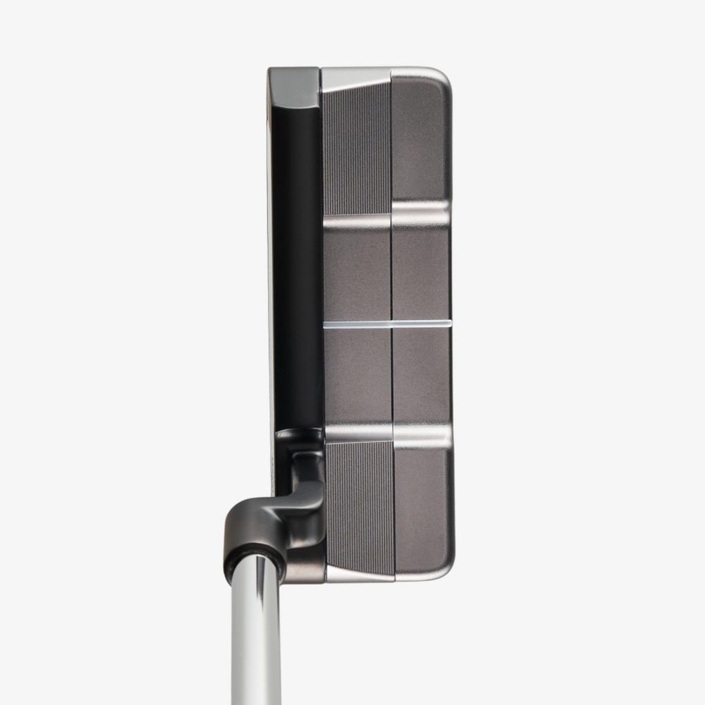 Odyssey Tri-Hot 5K Double Wide Putter w/ Red Stroke Lab Odyssey Tri-Hot 5K Double Wide Putter w/ Red Stroke Lab